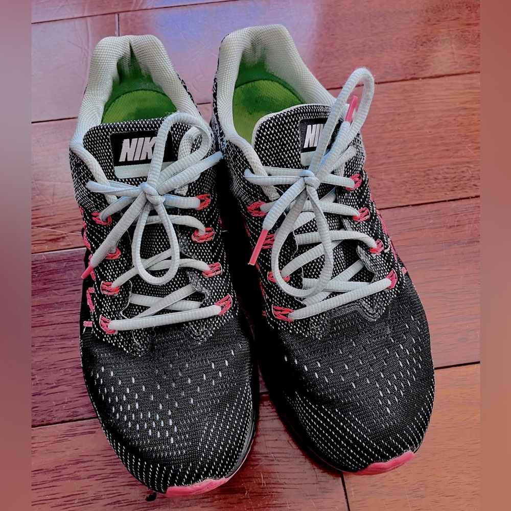 Nike Zoom running sneakers